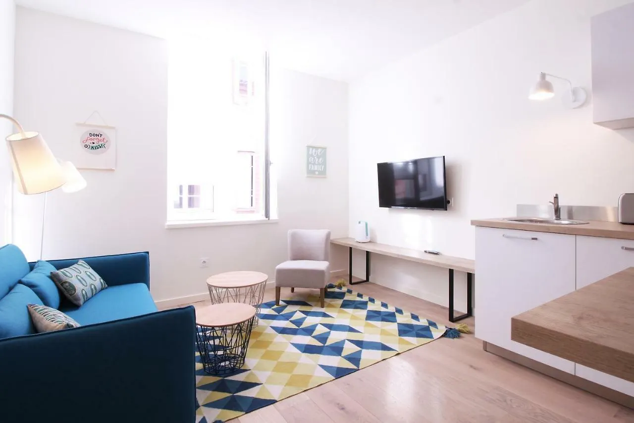 Appartements Dom Vaissette Toulouse 0*,  France
